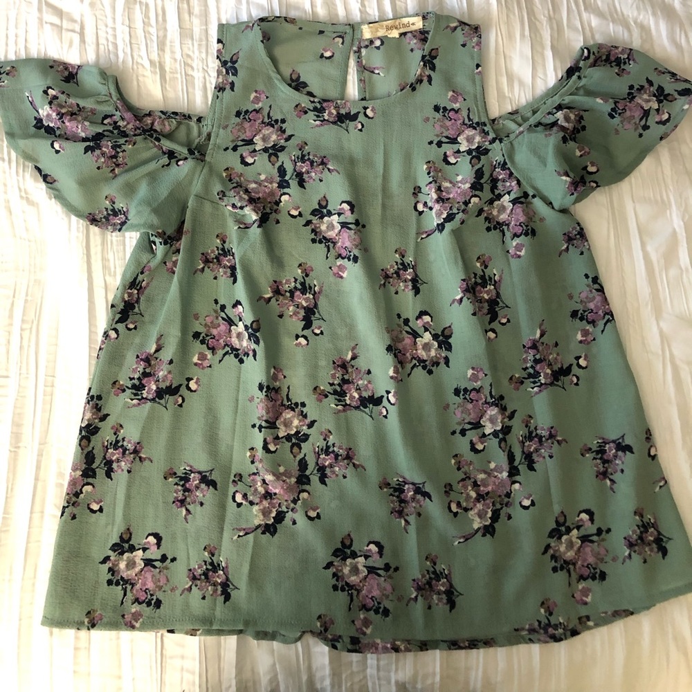 Beautiful Spring / Summer Cold shoulder blouse